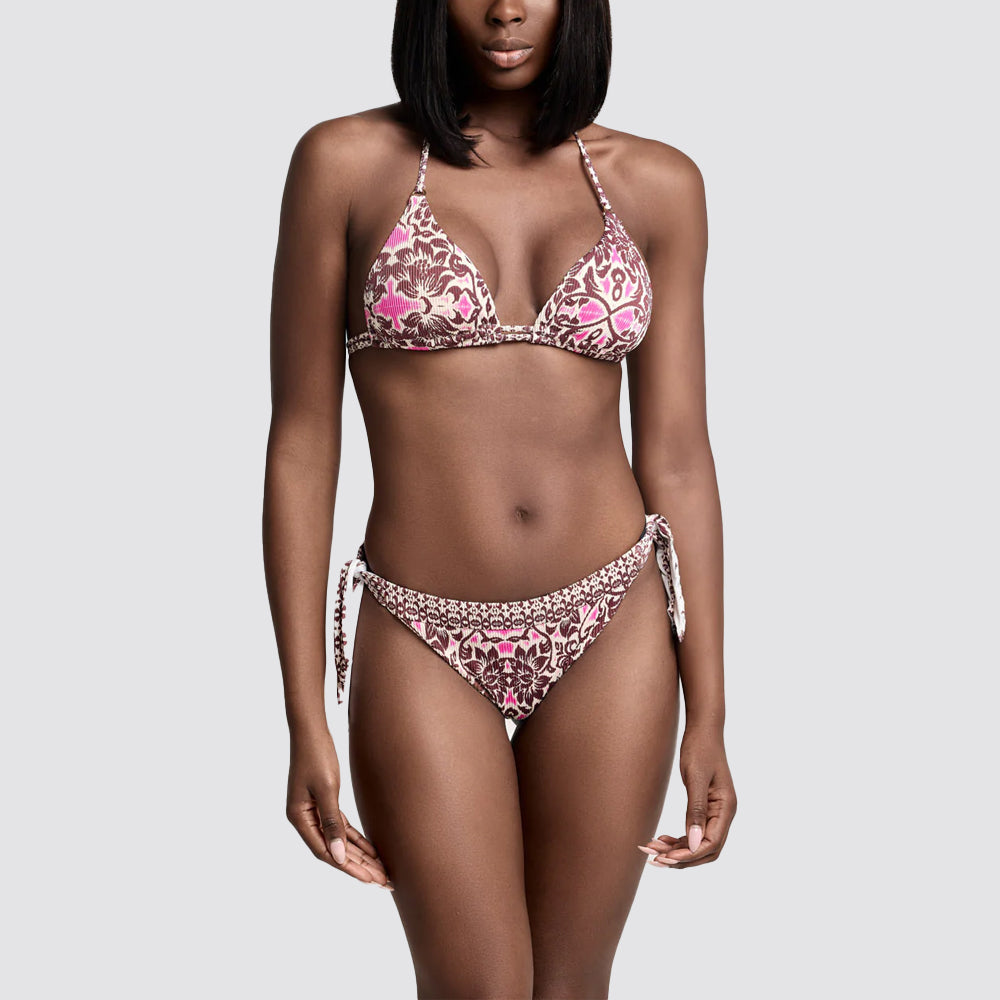 Bikini a triangolo titti coppa d