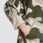 Felpa uomo con cappuccio camouflage