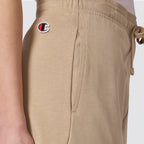 Pantaloncini donna coulisse e tasche laterali slim fit