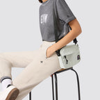 Pantaloni donna c tech con polsini e tasche